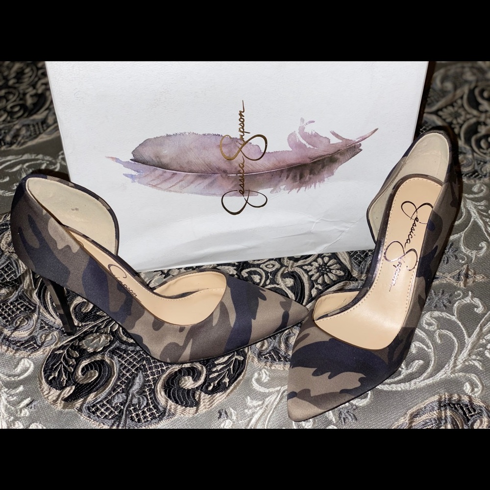 Brand new Jessica Simpson’s Heels